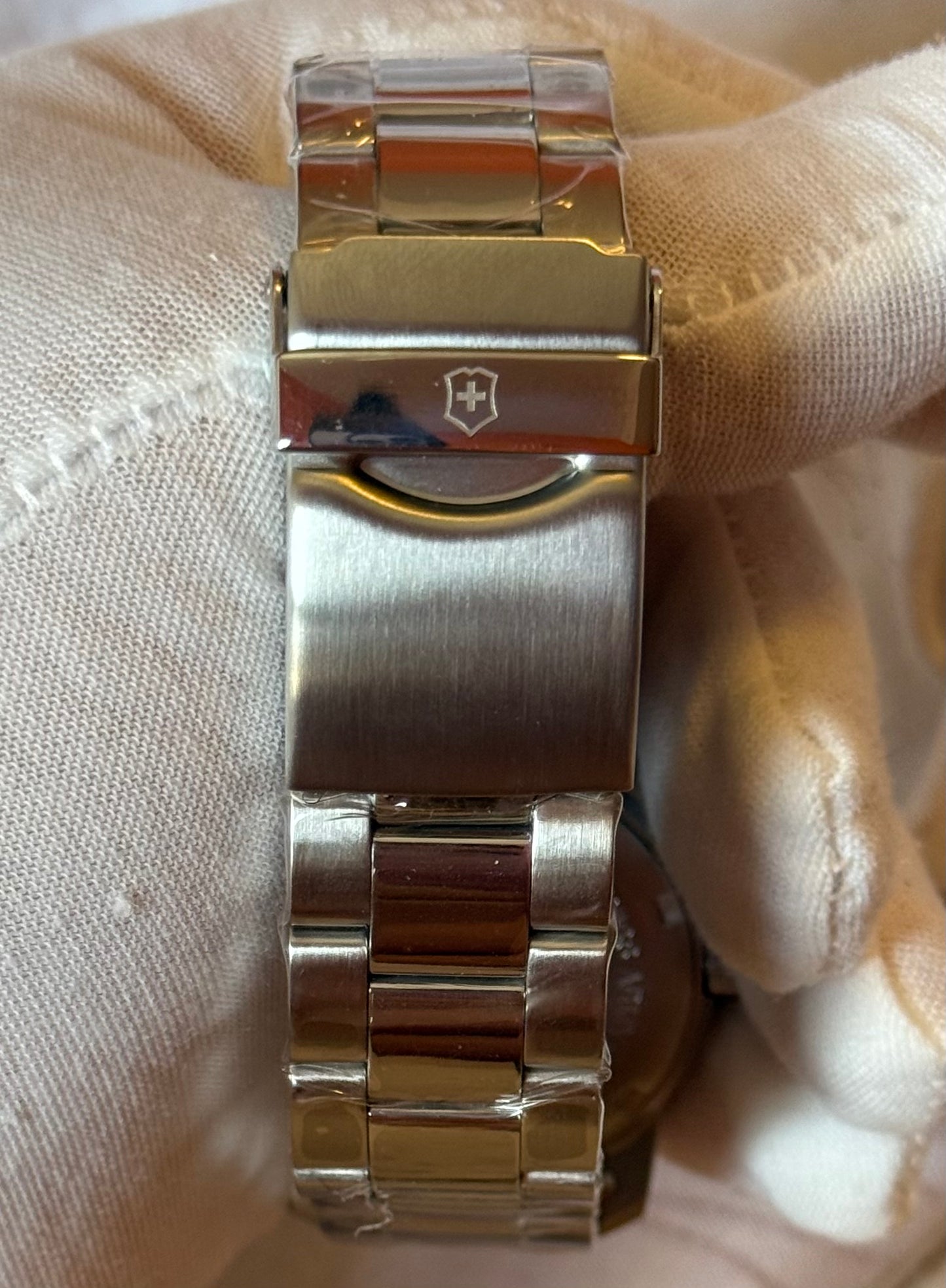 Victorinox - Field Watch 24972