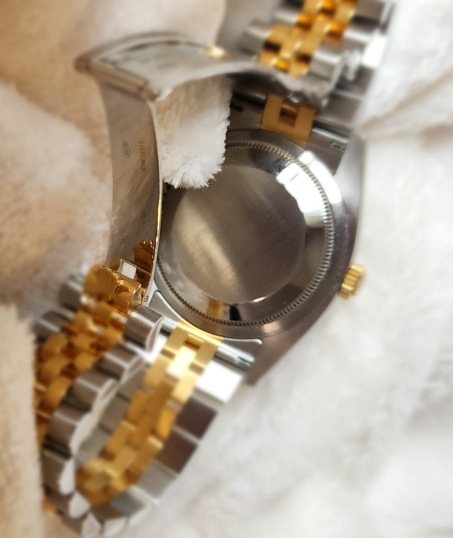 Rolex - Datejust Oyster Perpetual In 18K Yellow Gold & 904L Stainless Steel 116233