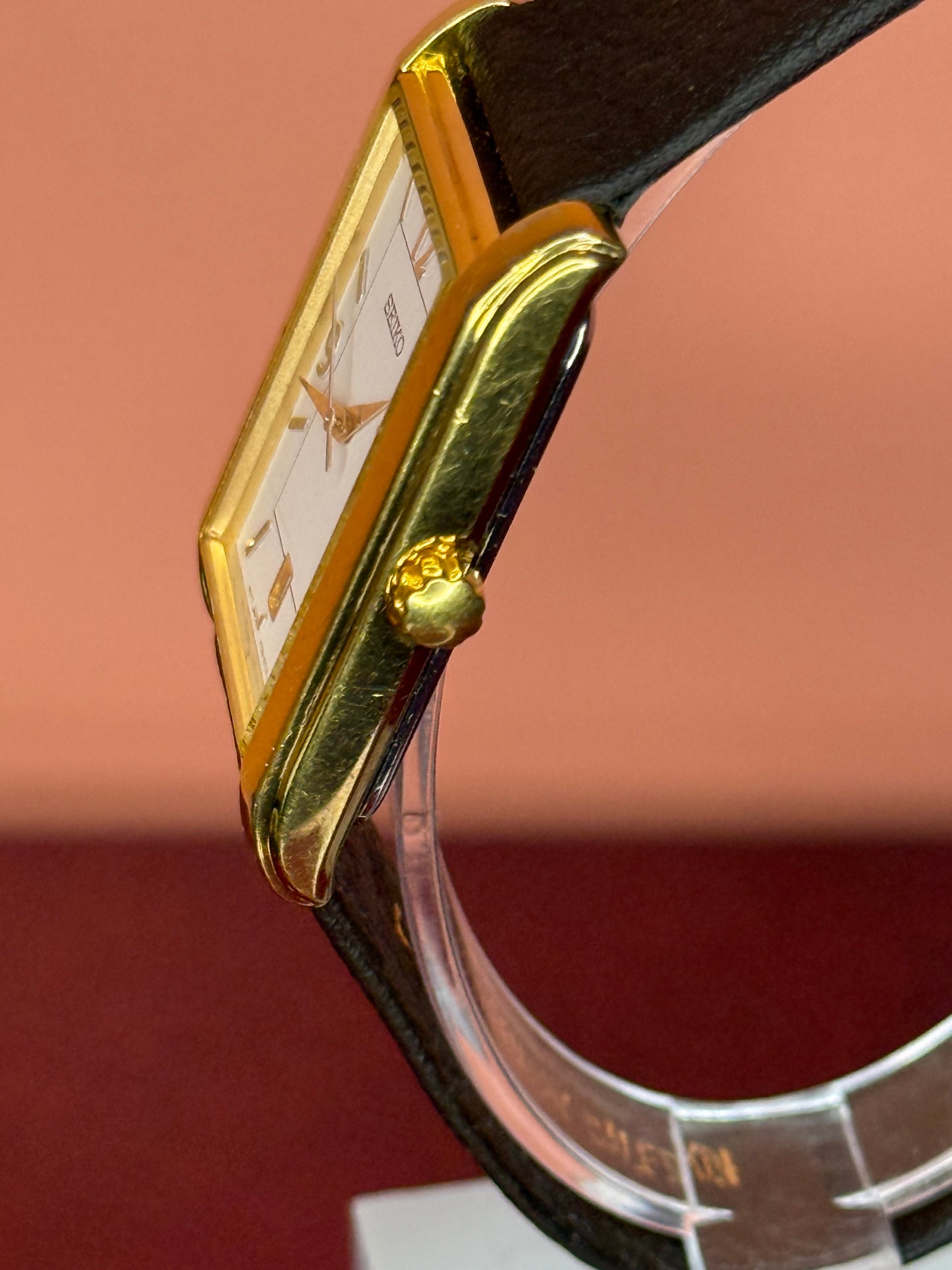 Seiko V752-0449 Quartz Watch Gold Tone