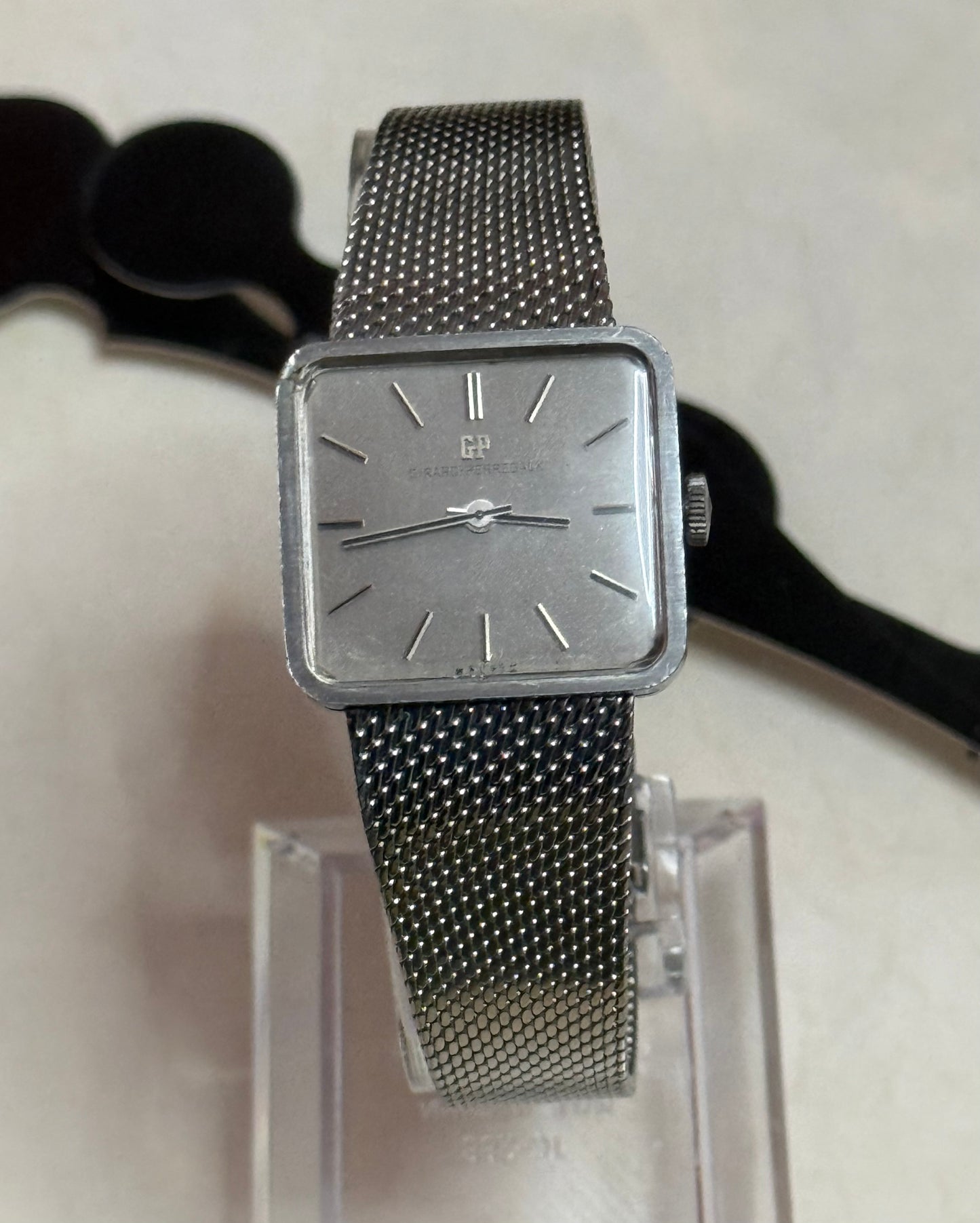 Girard Perregaux 9842NF